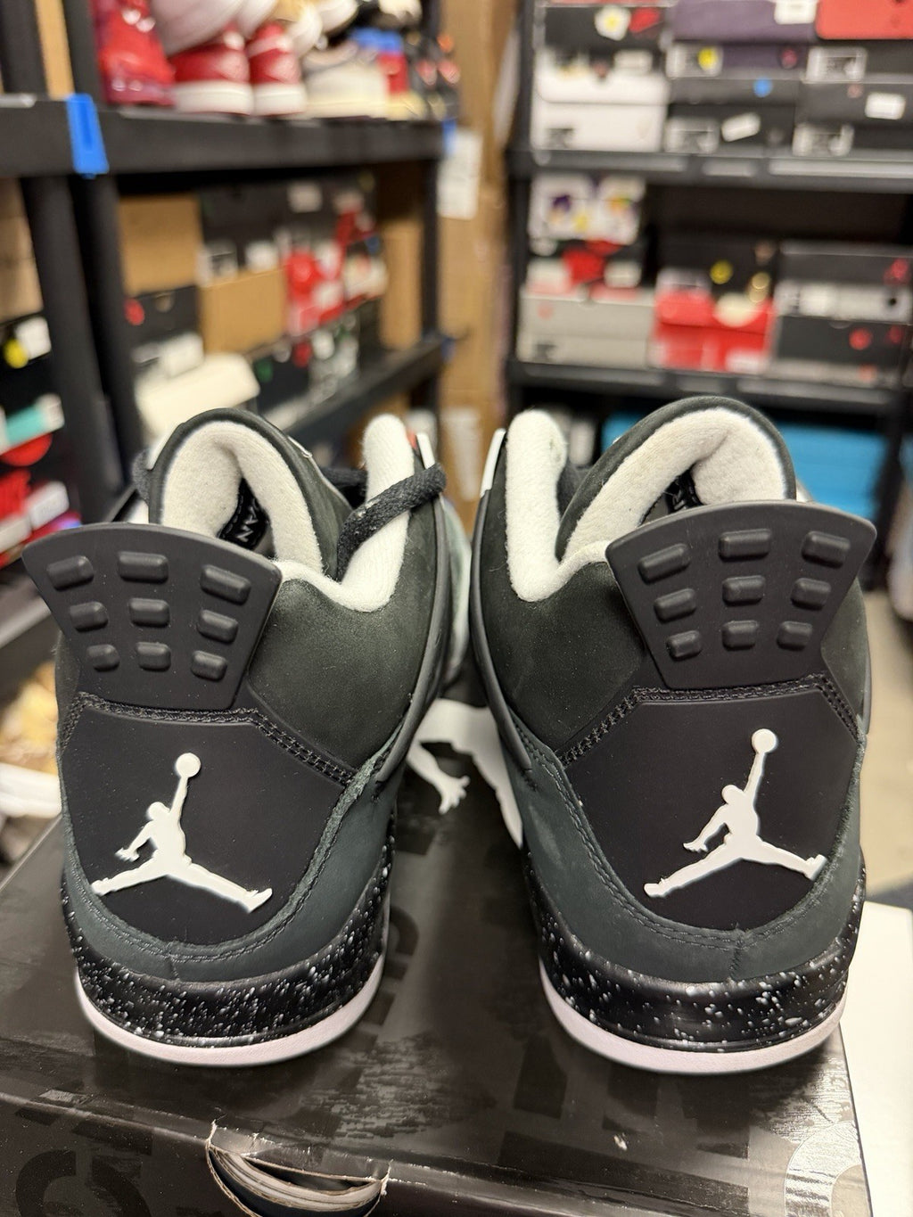 Nike Air Jordan 4 Retro 2024 Fear (SIZE 9) (VNDS)