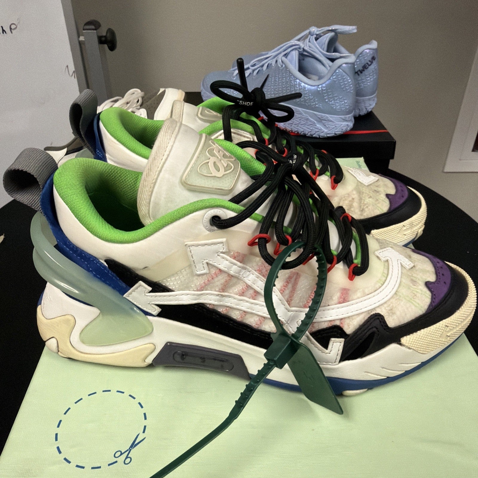 Off-White ODSY-2000 Colorblock White Black Blue Size 8 men /41 Super Clean