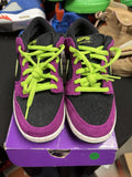 Nike SB Dunk Low Red Plum -Size 9 Mens (350)