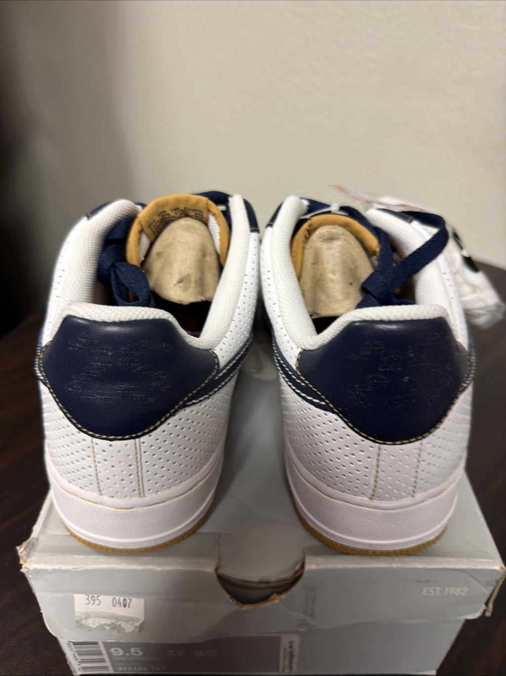 Nike Air Force 1 '07 Low Tan Navy Gum Sole US 9.5 315122-741 Deadstock New