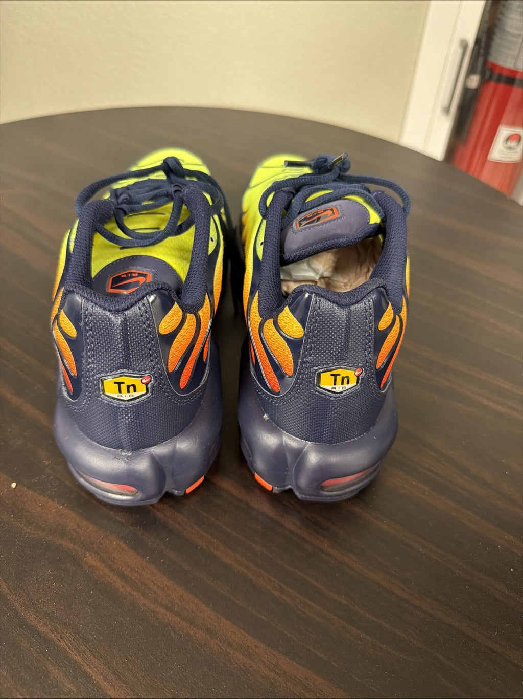 Nike Air Max Plus Shoes Venom Blackened Blue DM0032-701 Men's size 10 NEW