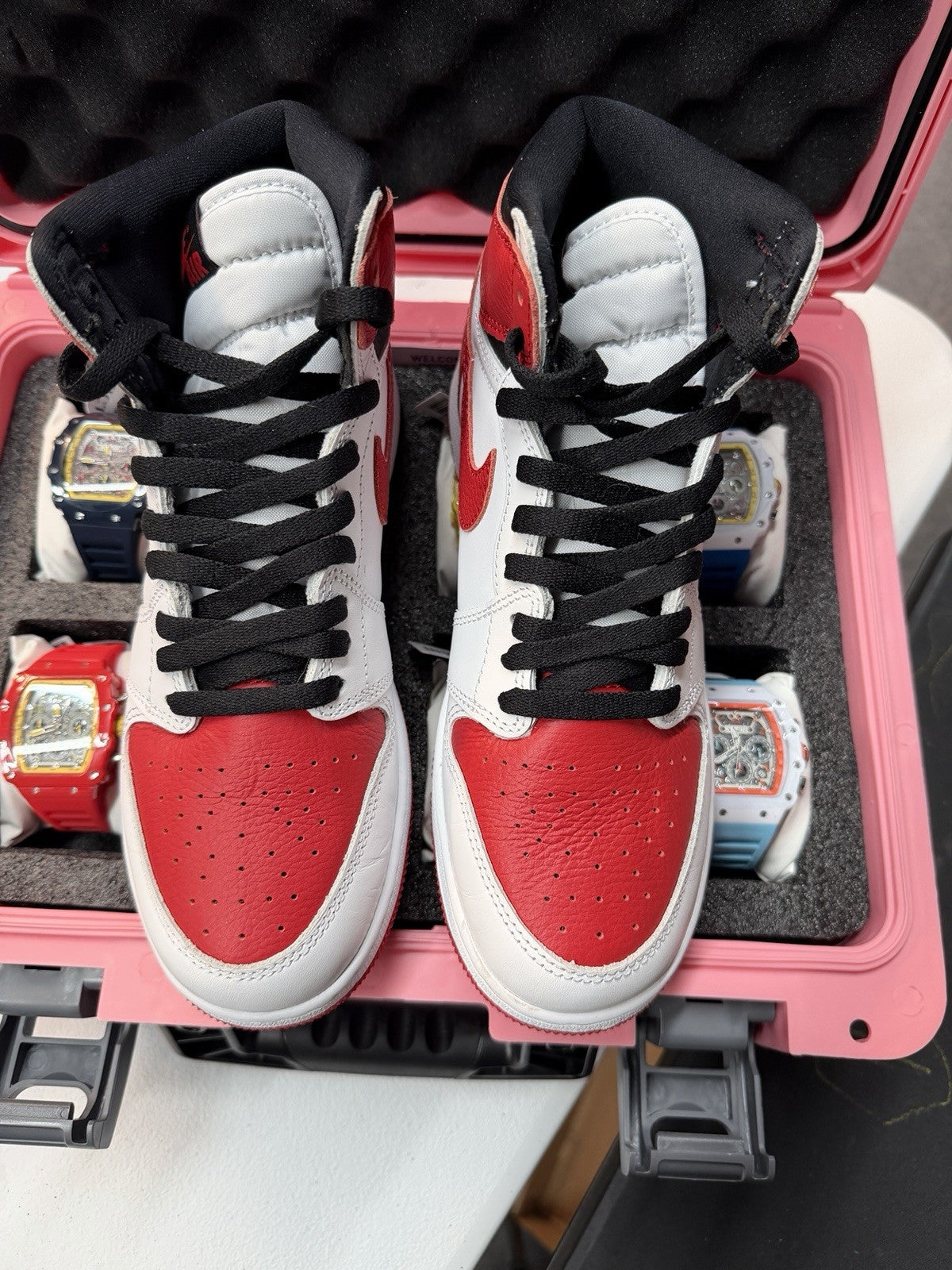 Nike Air Jordan 1 Retro OG High Sneakers Size 7Y Heritage Red White Shoes NEW