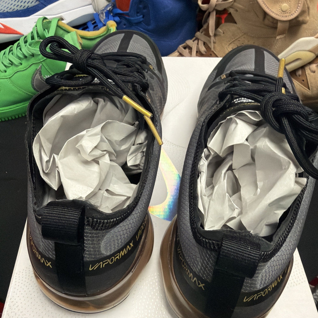 Nike Air VaporMax 2019 Black Metallic Gold  AR6631-002 Size 12 US Shoes (285)