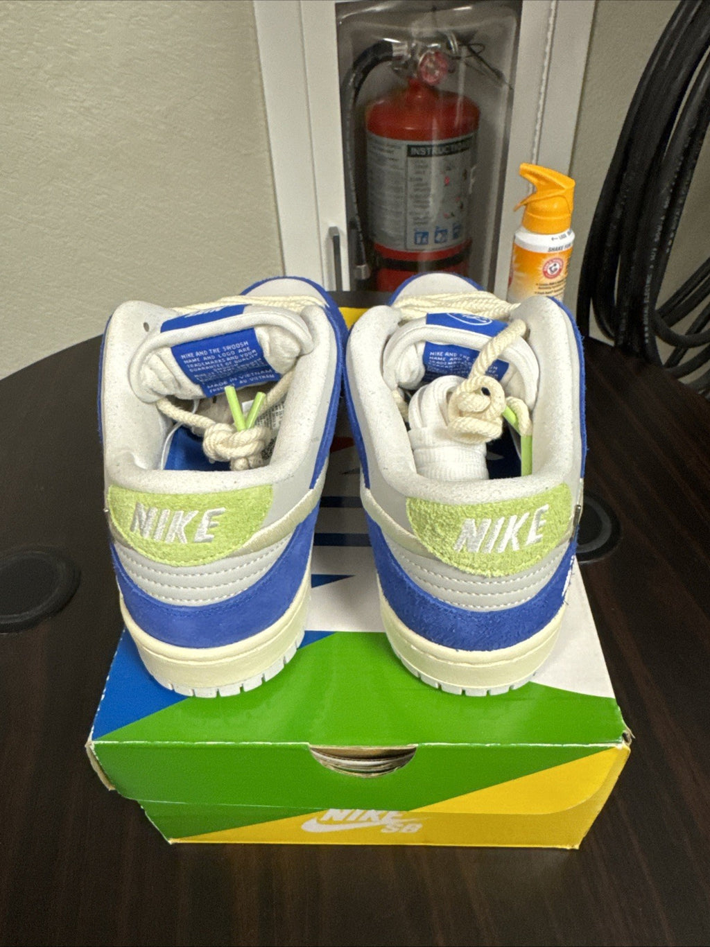 Size 8.5 - Nike SB Dunk Low Pro QS - Fly Streetwear/Gardenia