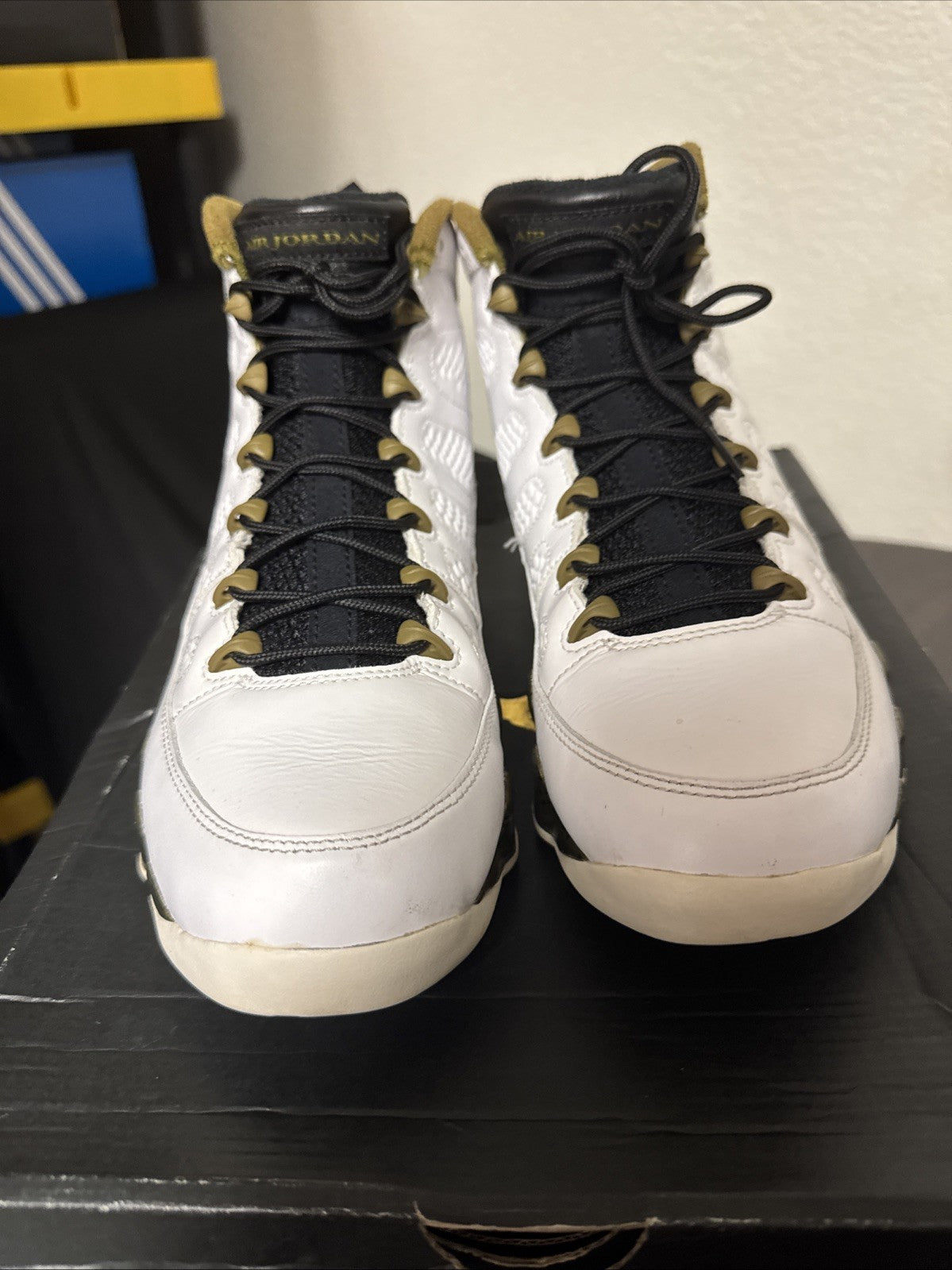 Nike Air Jordan IX 9 Retro Statue Men’s Size 9.5