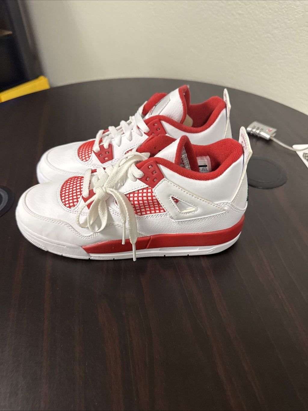 Size 5Y - Jordan 4 Retro alternate 89 2016 | No Box - Comes With Replacement Box