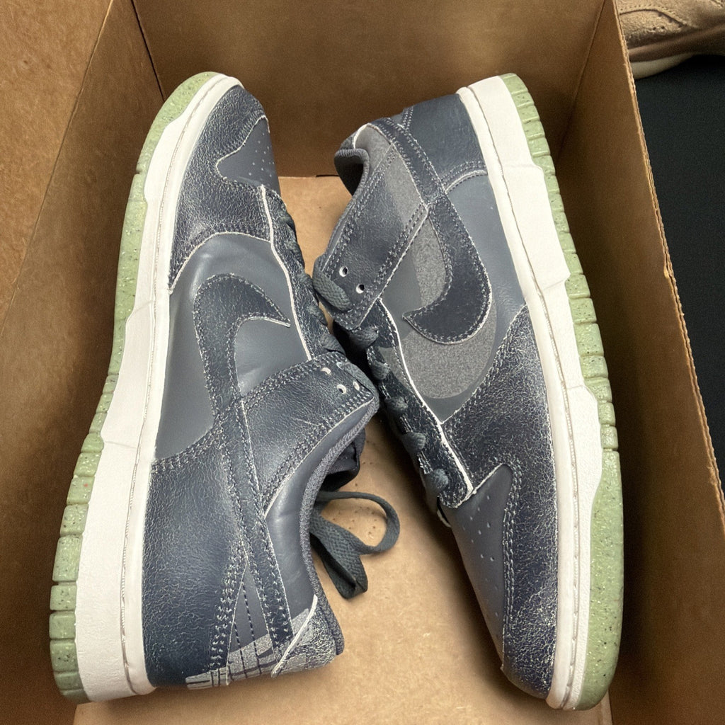Nike Dunk Low Retro PRM (275)
