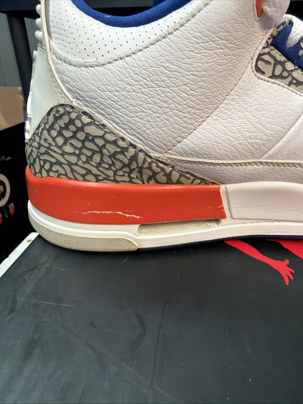 Air Jordan 3 Retro "KNICKS" 2019 - Size 13 - 136064 148 (10307-312) Pre-owned 