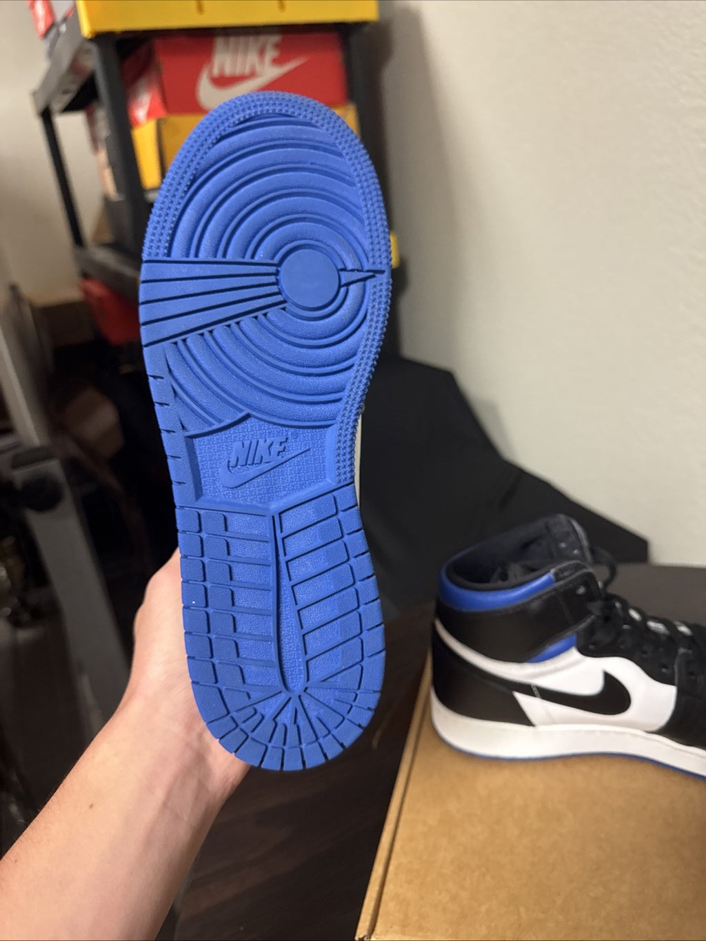 Jordan 1 Retro OG High Royal Size 6.5Y  |   NO BOX - WORN ONCE