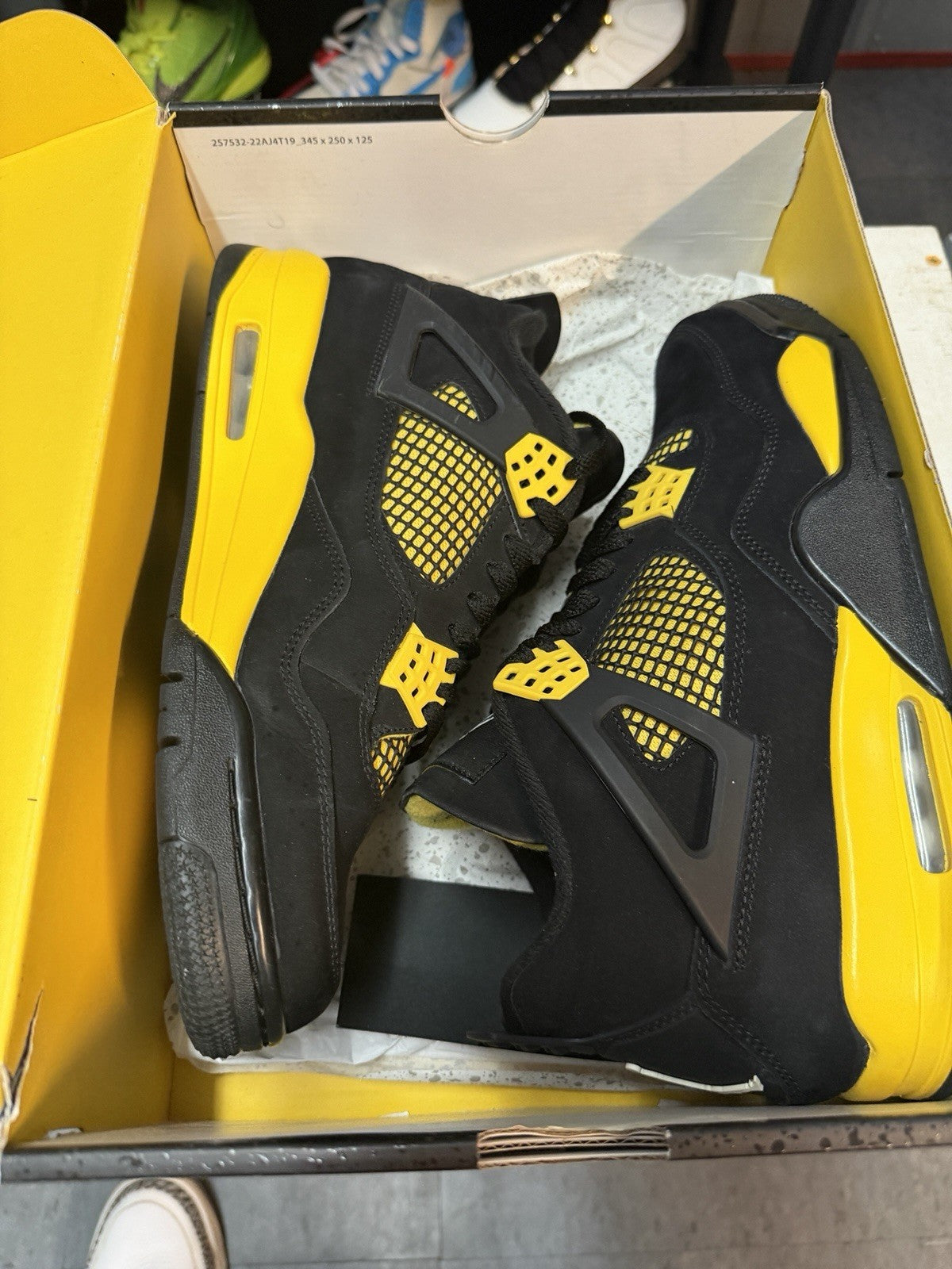 Size 10.5 - Jordan 4 Retro Mid Thunder