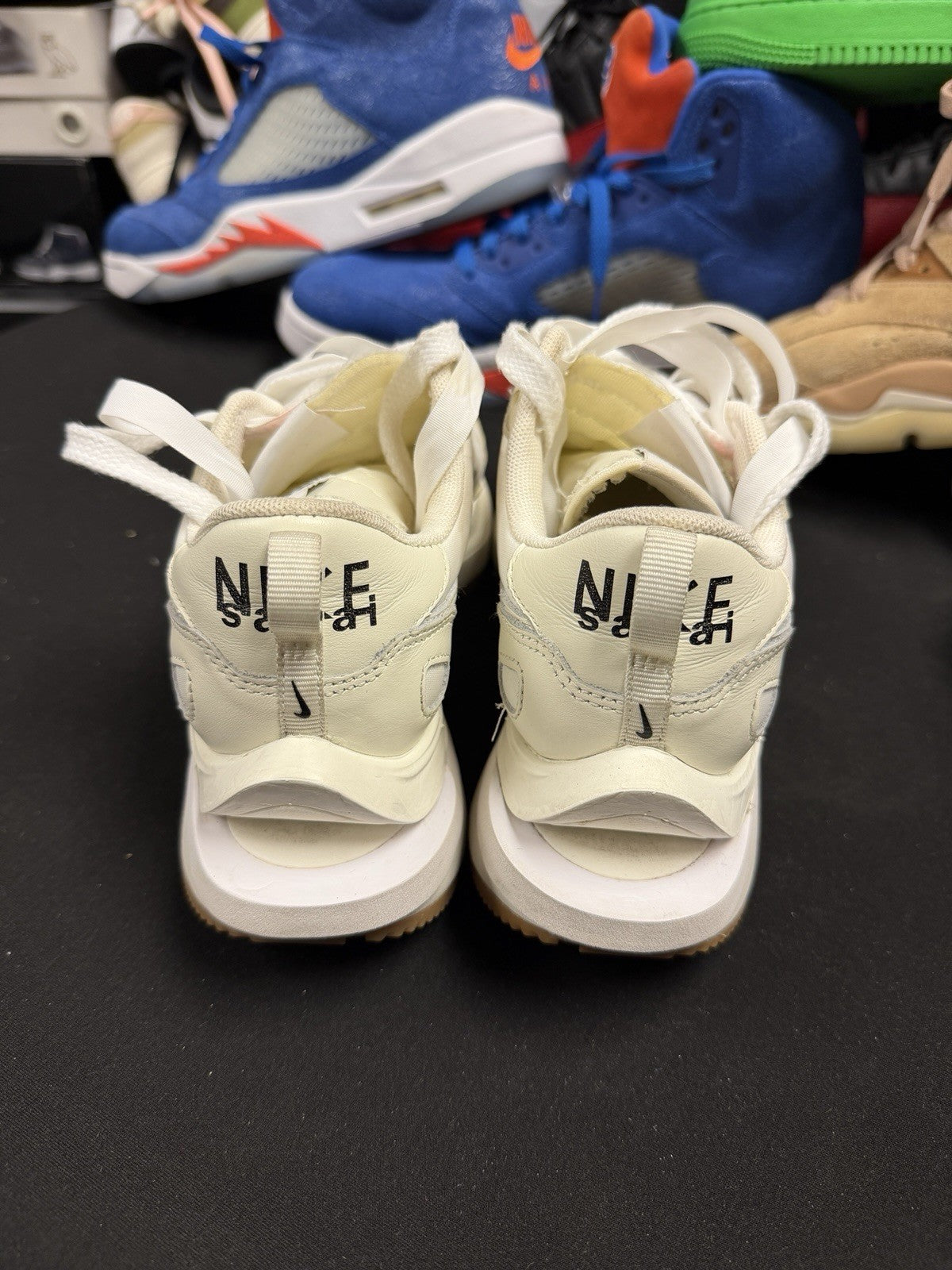 DD1875 100 Nike Vaporwaffle sacai Sail Gum