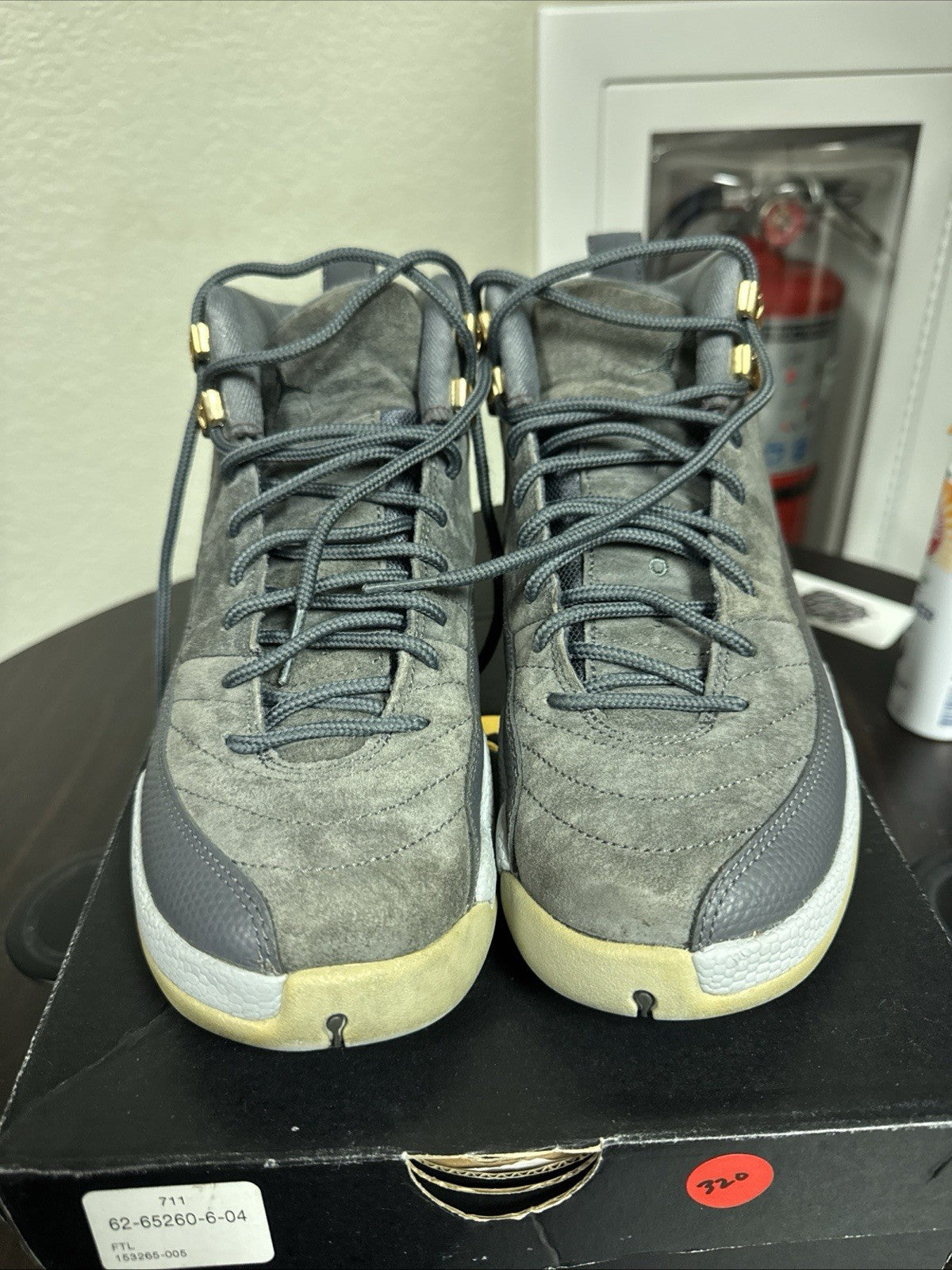 Nike Air Jordan 12 Retro Dark Grey Suede 2017 Size 6y GS