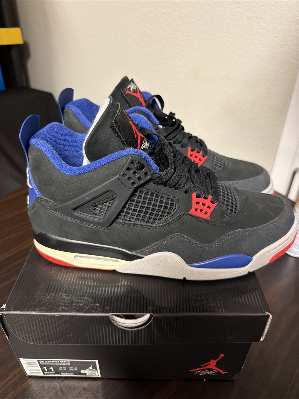 Air Jordan 4 Retro "RARE AIR" 2025 - Size 11 - FV5029 003 (15406-3)