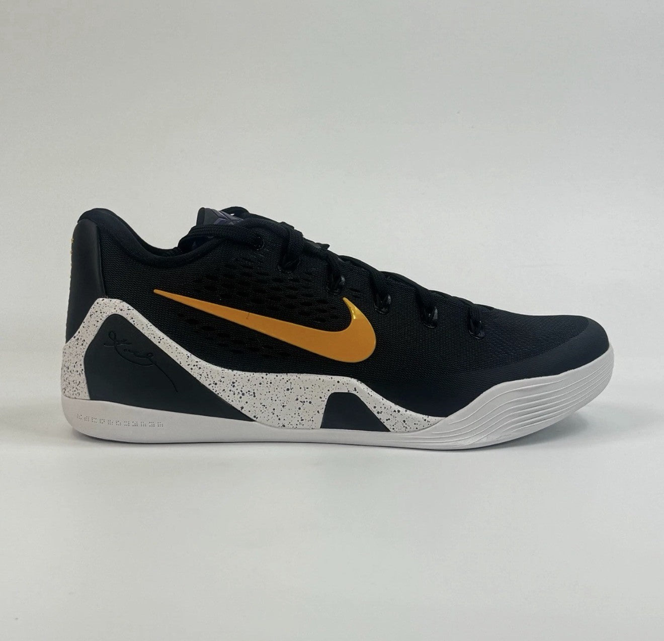 Nike Kobe 9 Elite EM Low Protro TB SZ 8 Men’s Black University Gold IH1401 002