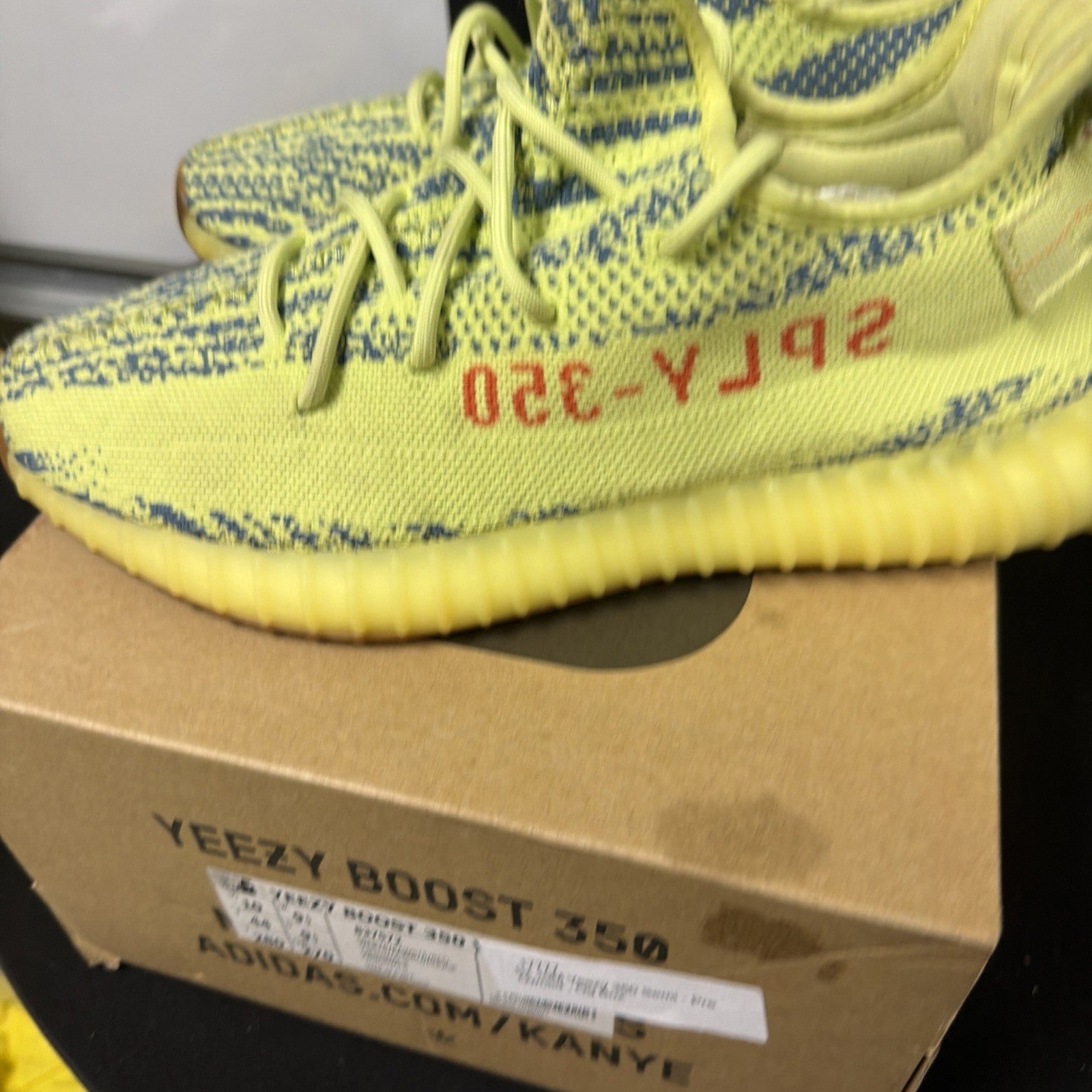 Size 10 adidas Yeezy Boost 350 V2 Low Semi Frozen Yellow Sneaker Brand New
