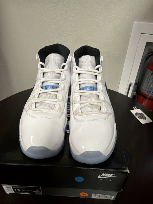 Air Jordan 11  Retro "Legend Blue" CT8012-104  Mens Size 13 .2024