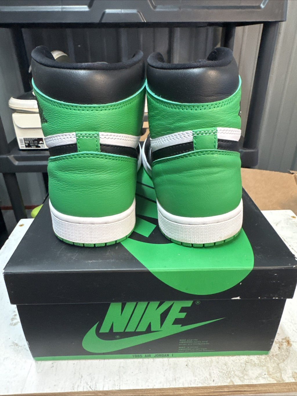 Air Jordan 1 Retro High OG "LUCKY GREEN" 2023 - Size 9.5