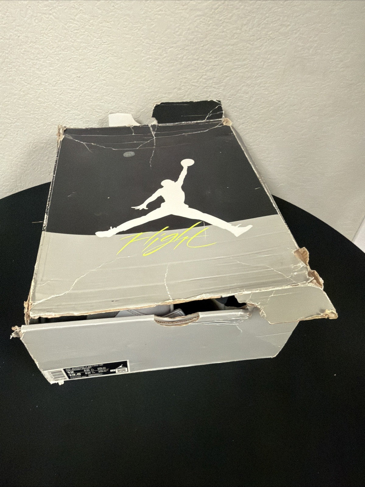 Air Jordan 4 Retro SE Neon 95 Size 12 Men’s Used OG Box