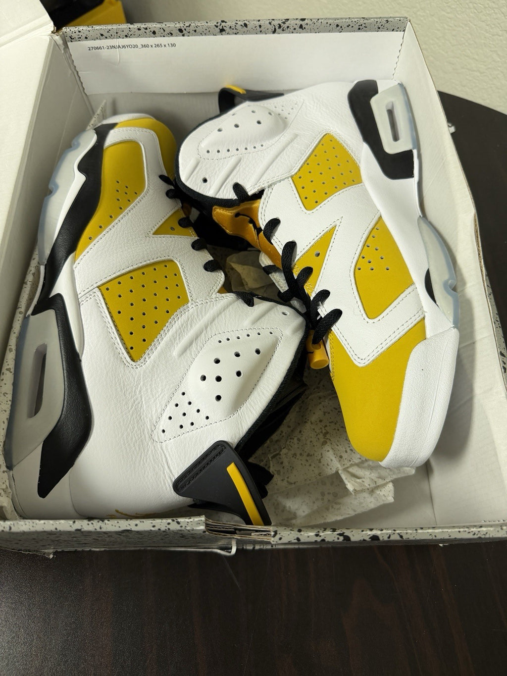 Air Jordan 6 Retro 'Yellow Ochre' Men CT8529-170 New Authentic