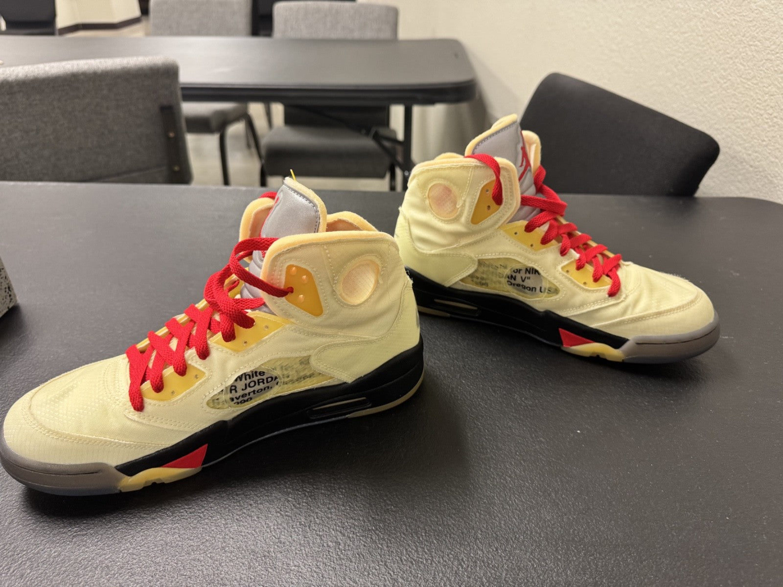 Nike Air Jordan 5 Retro 'Off-White Sail' (Size 10) *Clean w/ OG Box* DH8565-100
