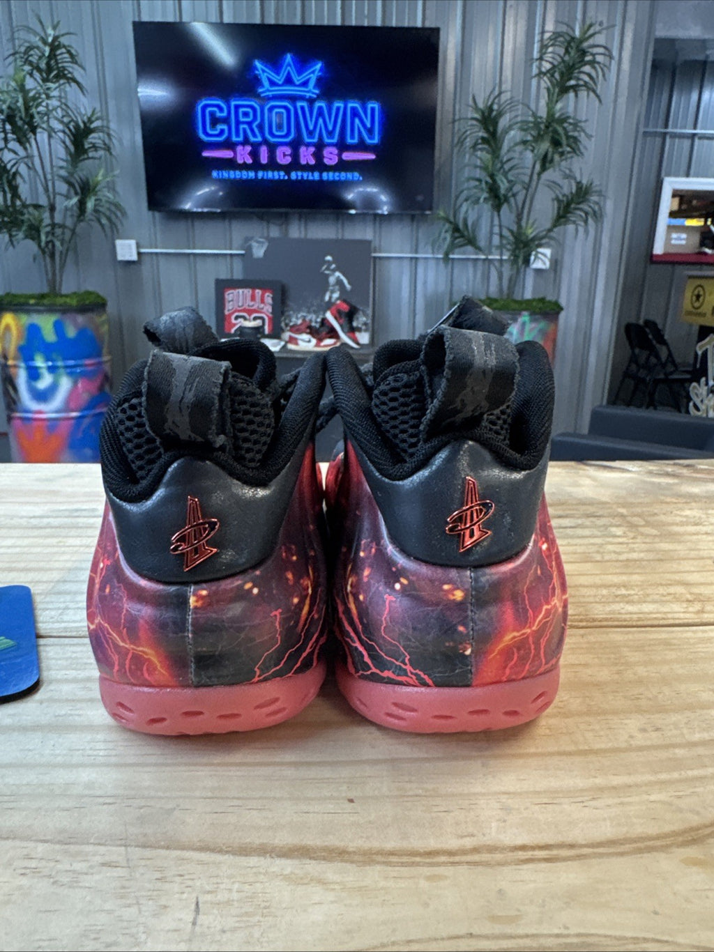 SIZE 7.5 - AIR FOAMPOSITE ONE STRANGER THINGS | TOPLESS OG BOX