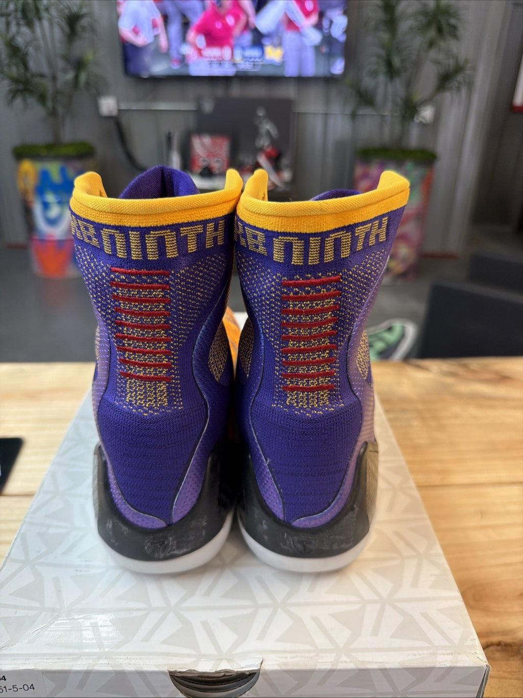Nike Kobe IX Elite Showtime Team Collection Lakers 630847-500 Men’s Size 9.5