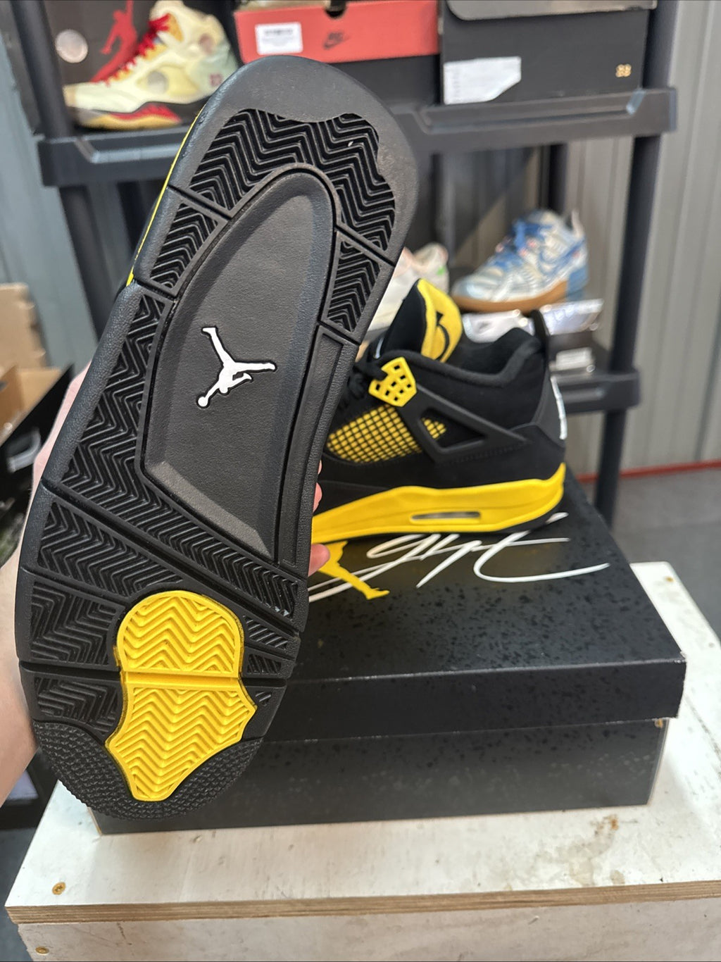 Size 11 - Air Jordan 4 Retro Thunder 2023 | Barely Worn
