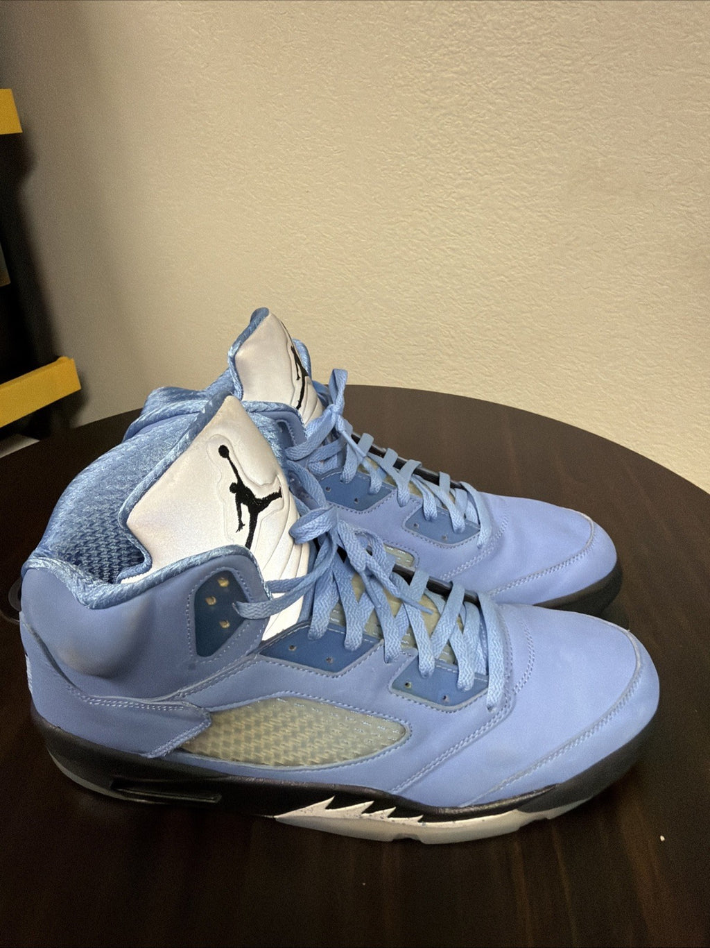 Jordan Air Jordan 5 Retro SE "UNC" Men’s High Top Blue DV1310-401 2023
