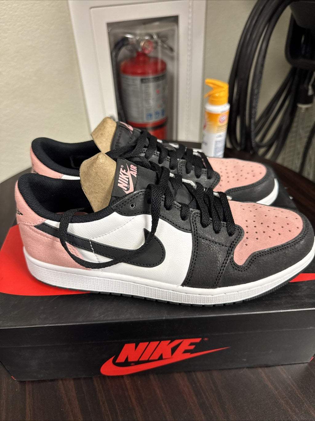 Size 9.5 - Jordan 1 Low OG Bleached Coral