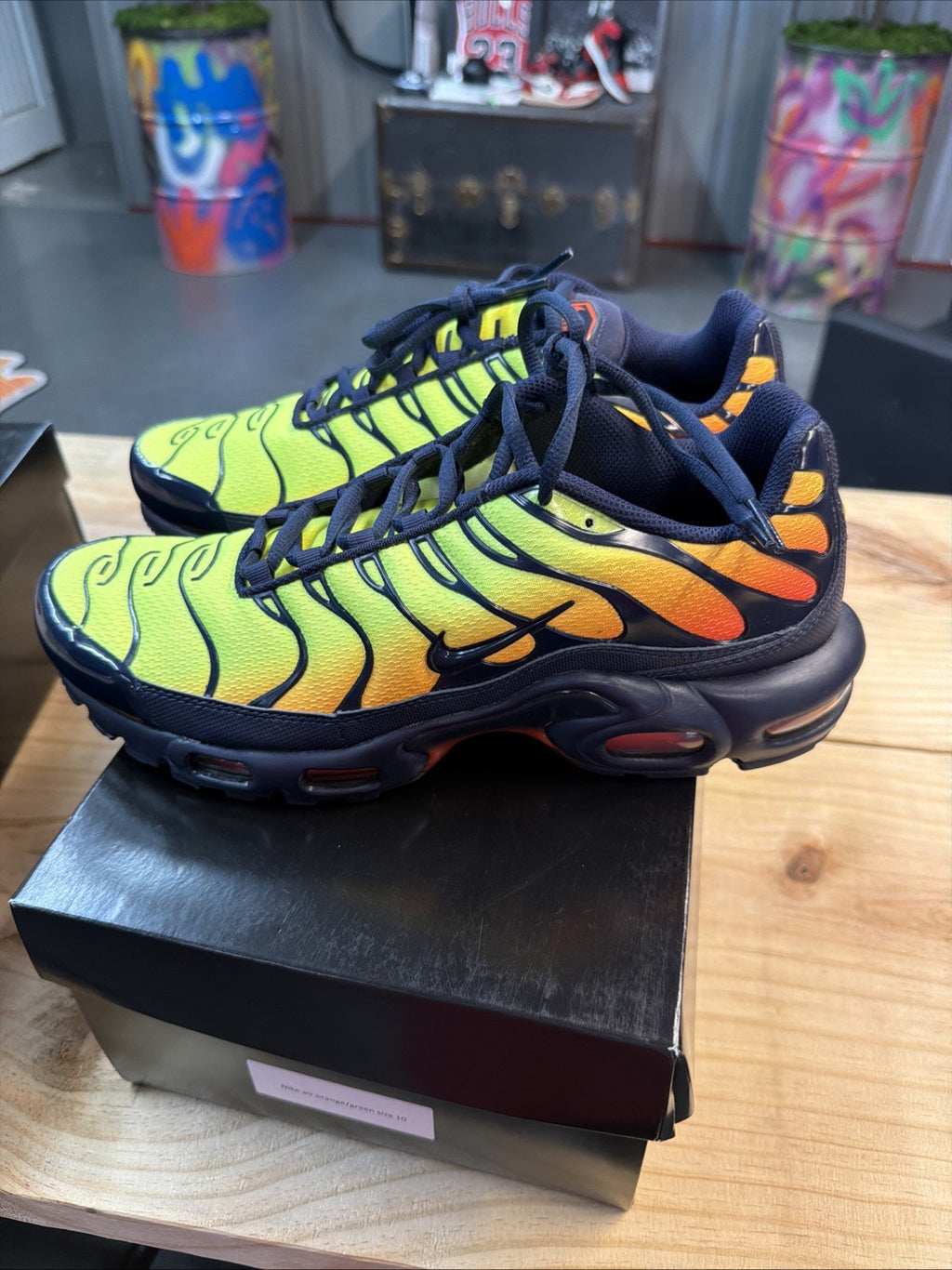 Nike Air Max Plus TN Men's Running Shoes Black Volt Orange Sneakers