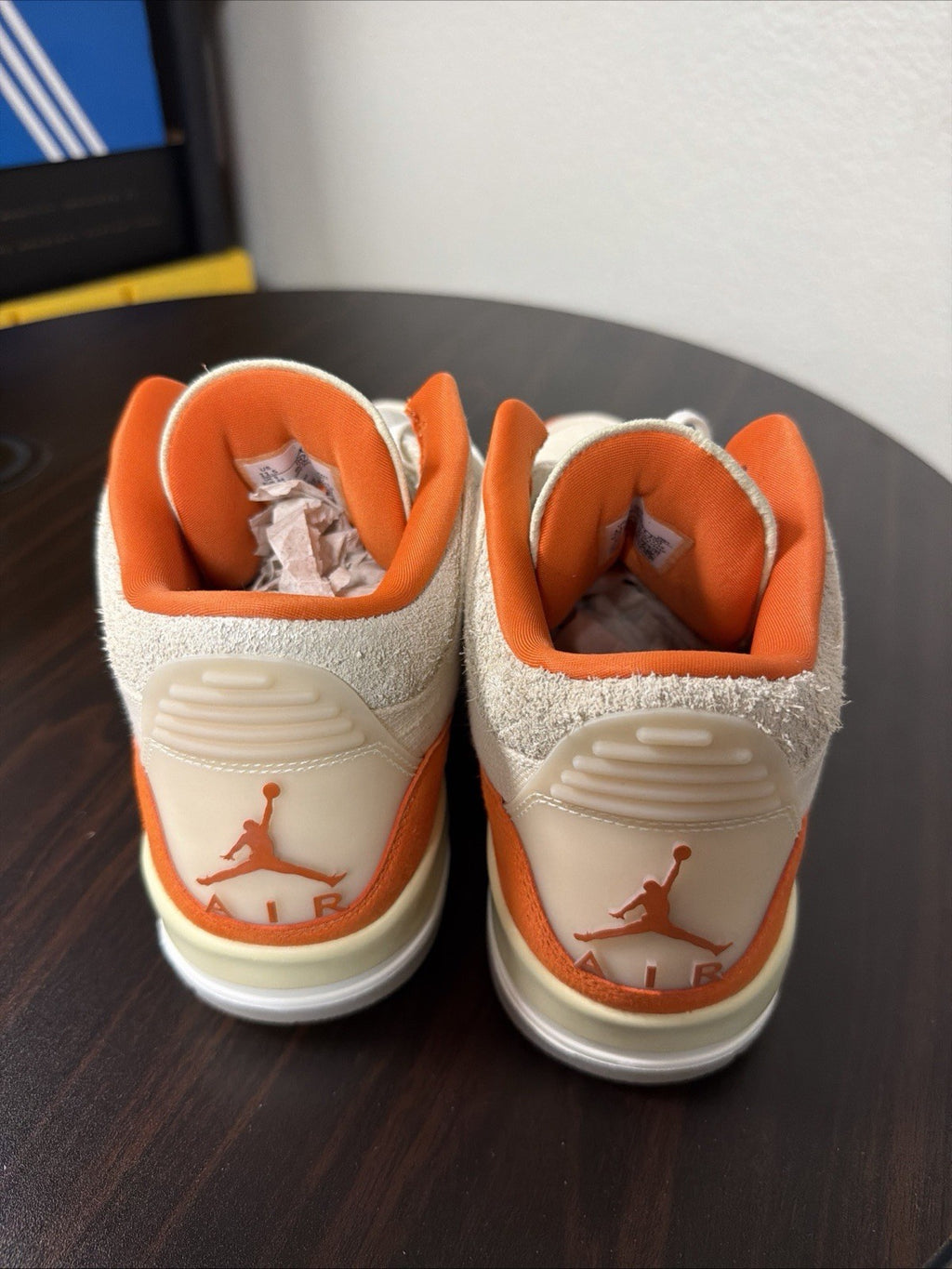 Women’s Size 11.5 Air Jordan 3 Retro Starfish Orange Sail IH7694-200 Brand New