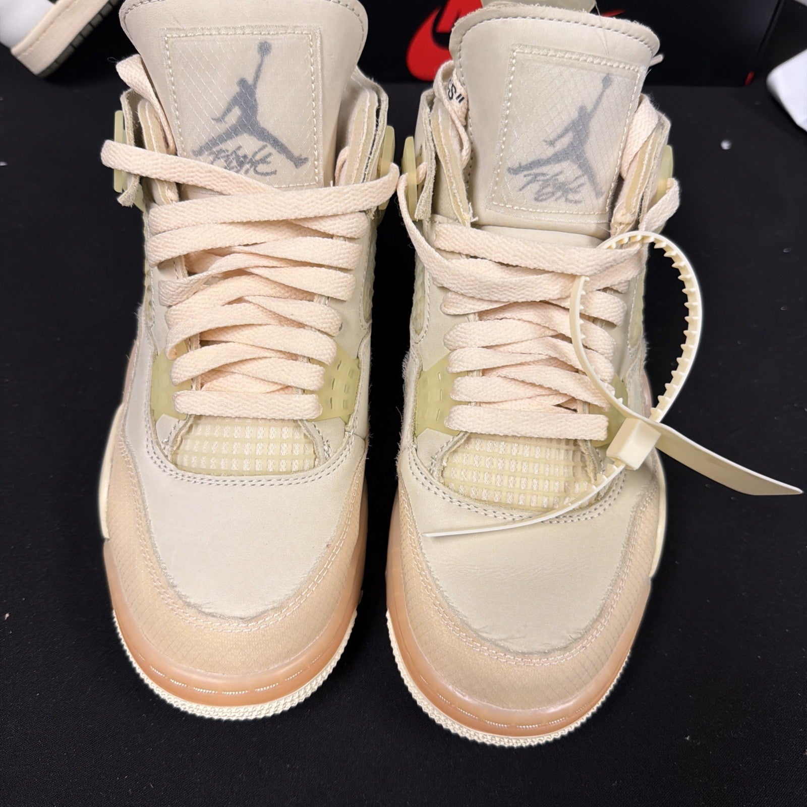 Size 9 - Jordan 4 SP x Off-White Mid Sail W