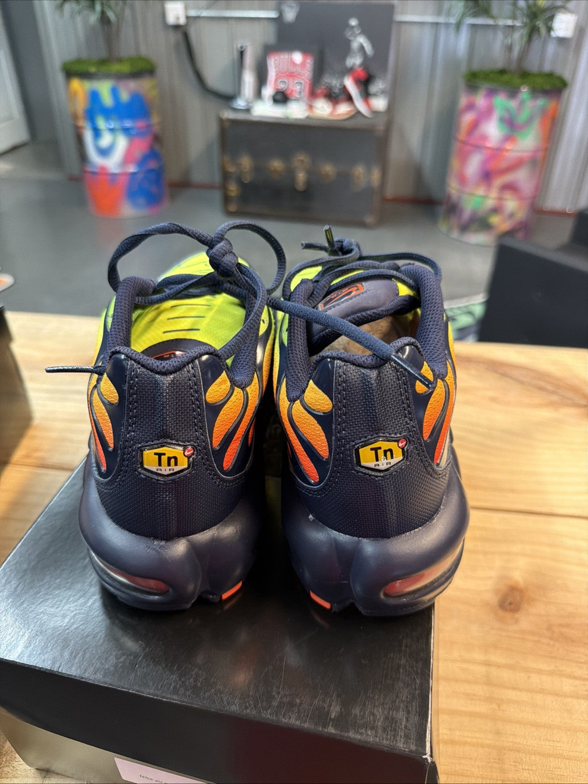 Nike Air Max Plus TN Men's Running Shoes Black Volt Orange Sneakers