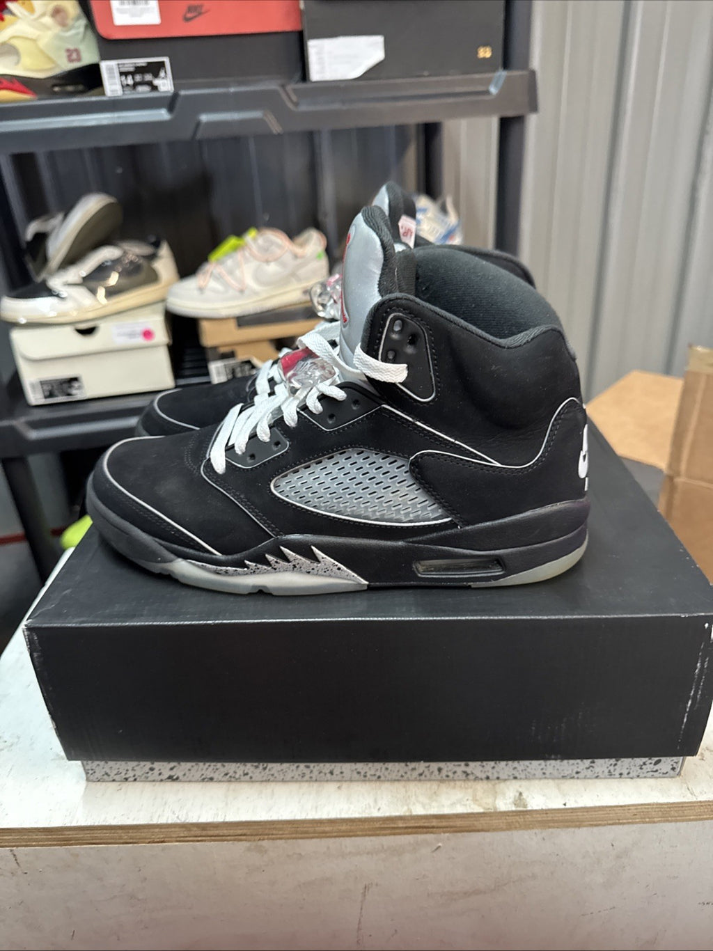 Size 9.5 - Air Jordan 5 Retro "BLACK METALLIC REIMAGINED"