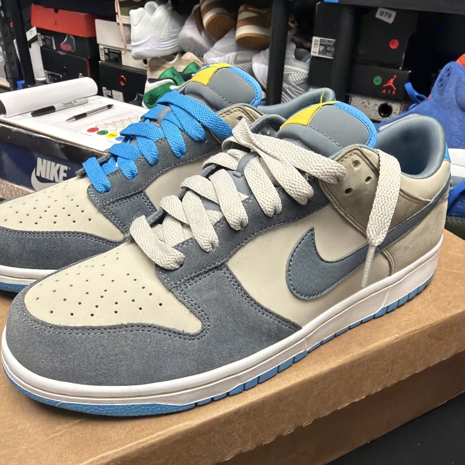 1/5 Sample Nike Dunk Low Very Rare NYX Vivid Blue / Grey Pavement Mens 2008