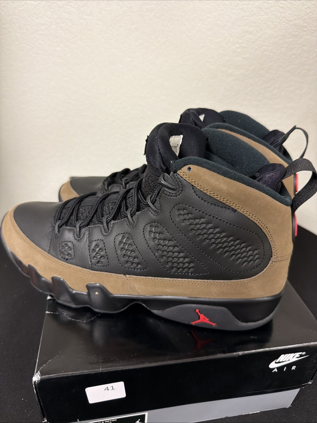 Size 11 - Air Jordan 9 Retro 2024 Olive
