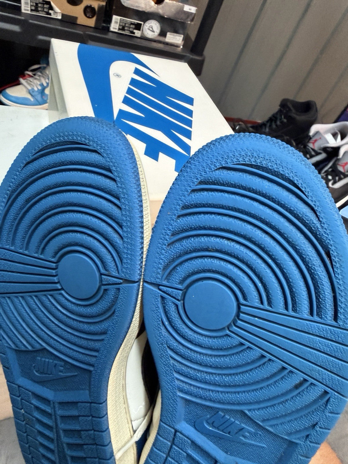 Size 8.5 - Air Jordan 1 Retro x Fragment Design x Travis Scott Low Blue