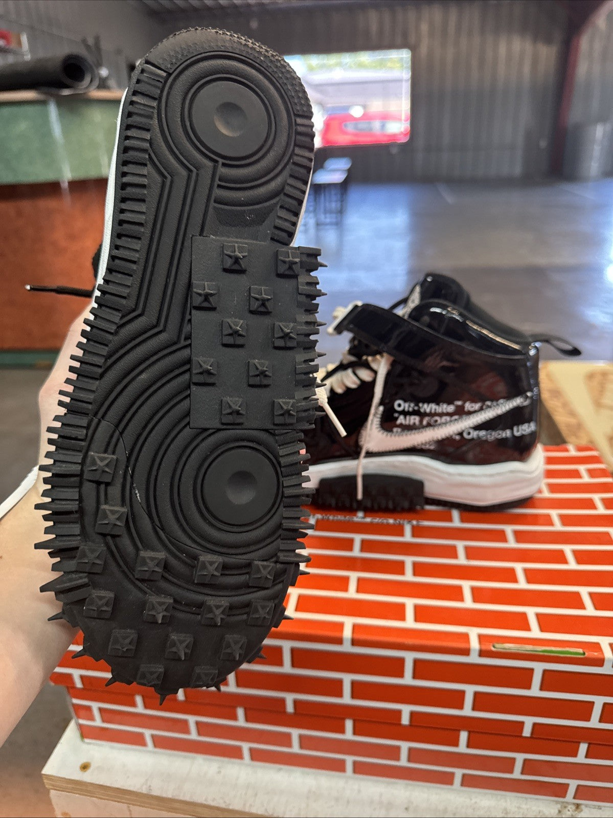 Size 8 - Nike Air Force 1 Mid x Off-White Sheed