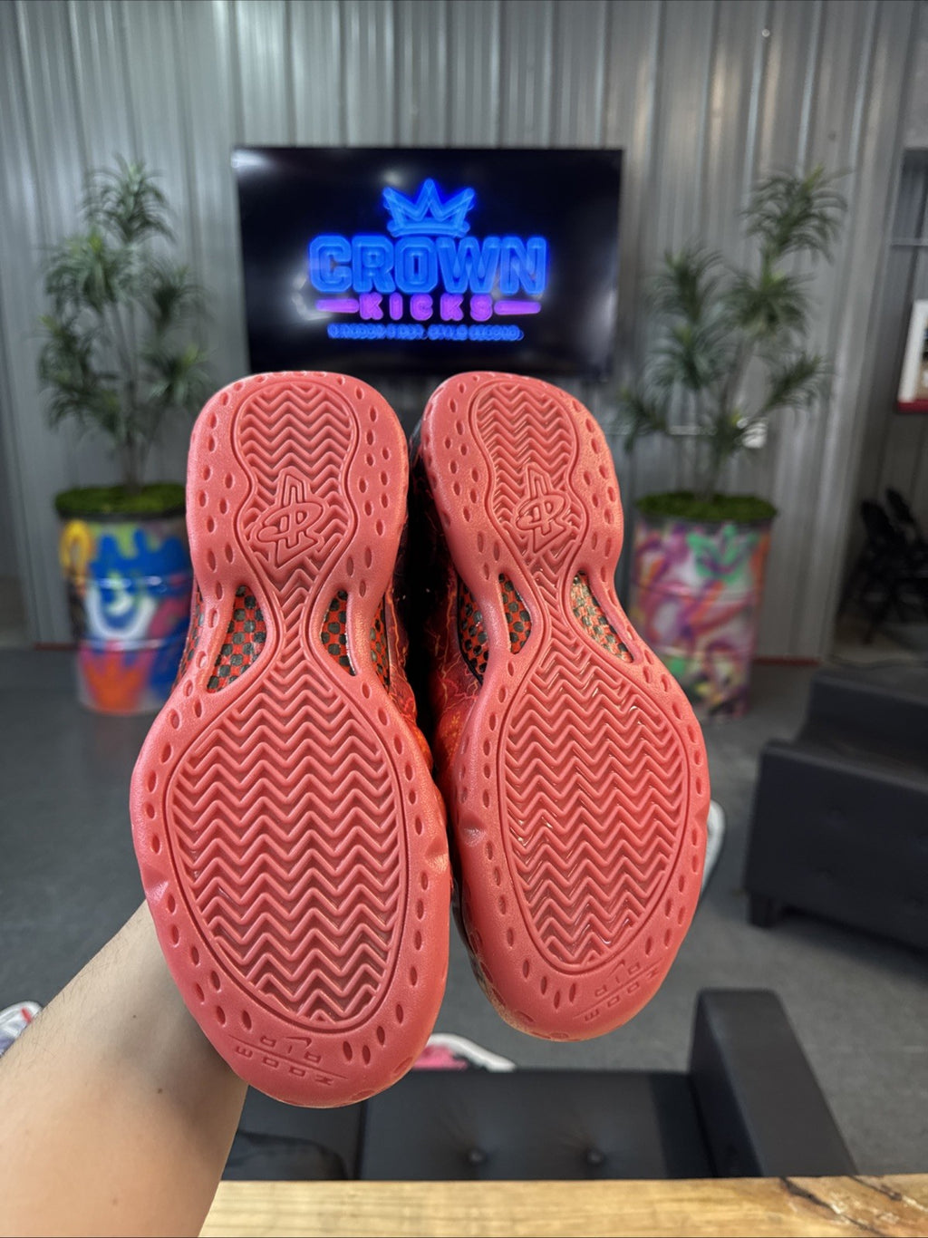 SIZE 7.5 - AIR FOAMPOSITE ONE STRANGER THINGS | TOPLESS OG BOX