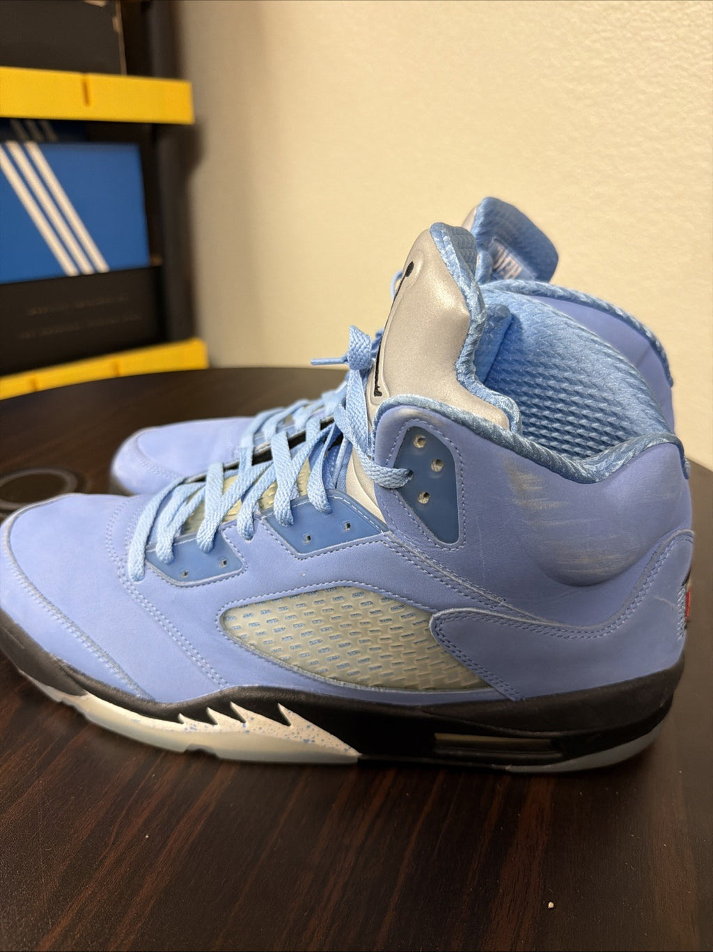 Jordan Air Jordan 5 Retro SE "UNC" Men’s High Top Blue DV1310-401 2023