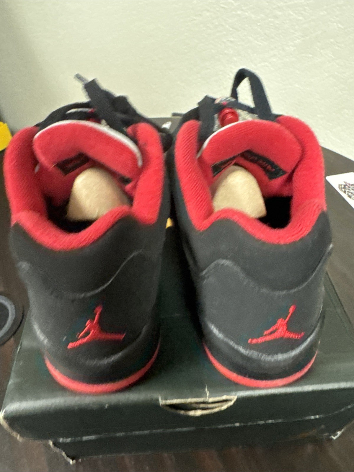 AIR JORDAN 5 RETRO LOW (GS) size 5y  Black Gym Red