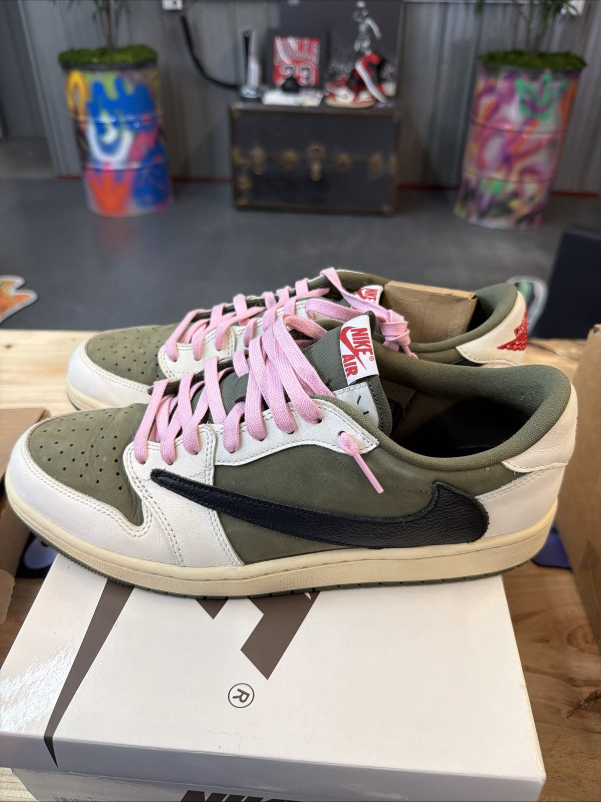 Air Jordan 1 Low OG SP "TRAVIS SCOTT MEDIUM OLIVE" 2024 - Size 12 - dm7866 200..