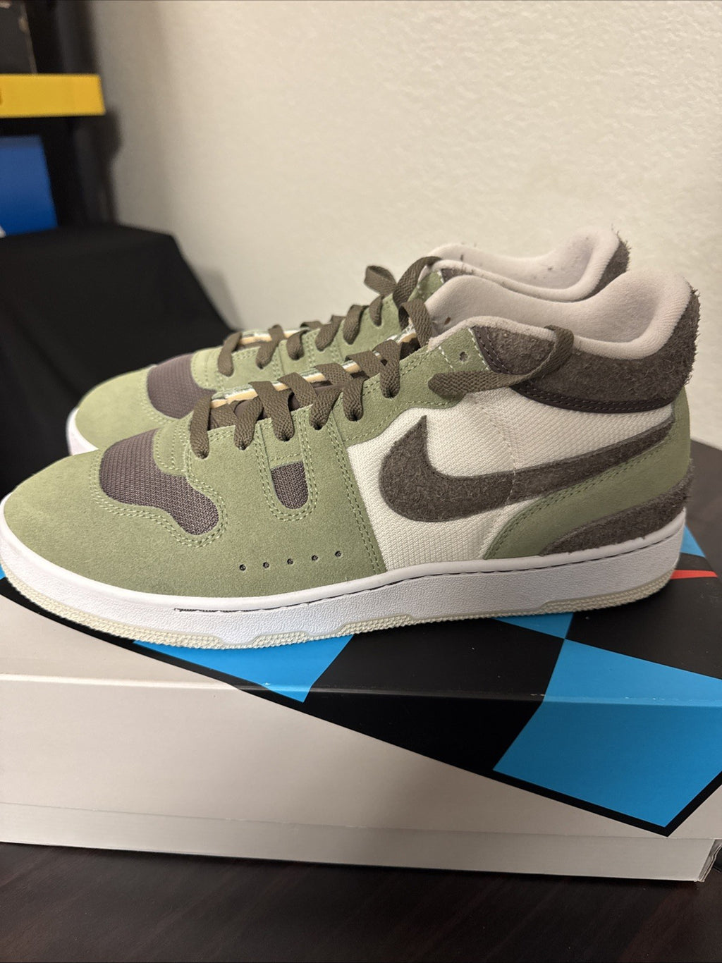 Nike Mac Attack "Oil Green" FN0648-300 Mens Size 12 Shoes Sneakers