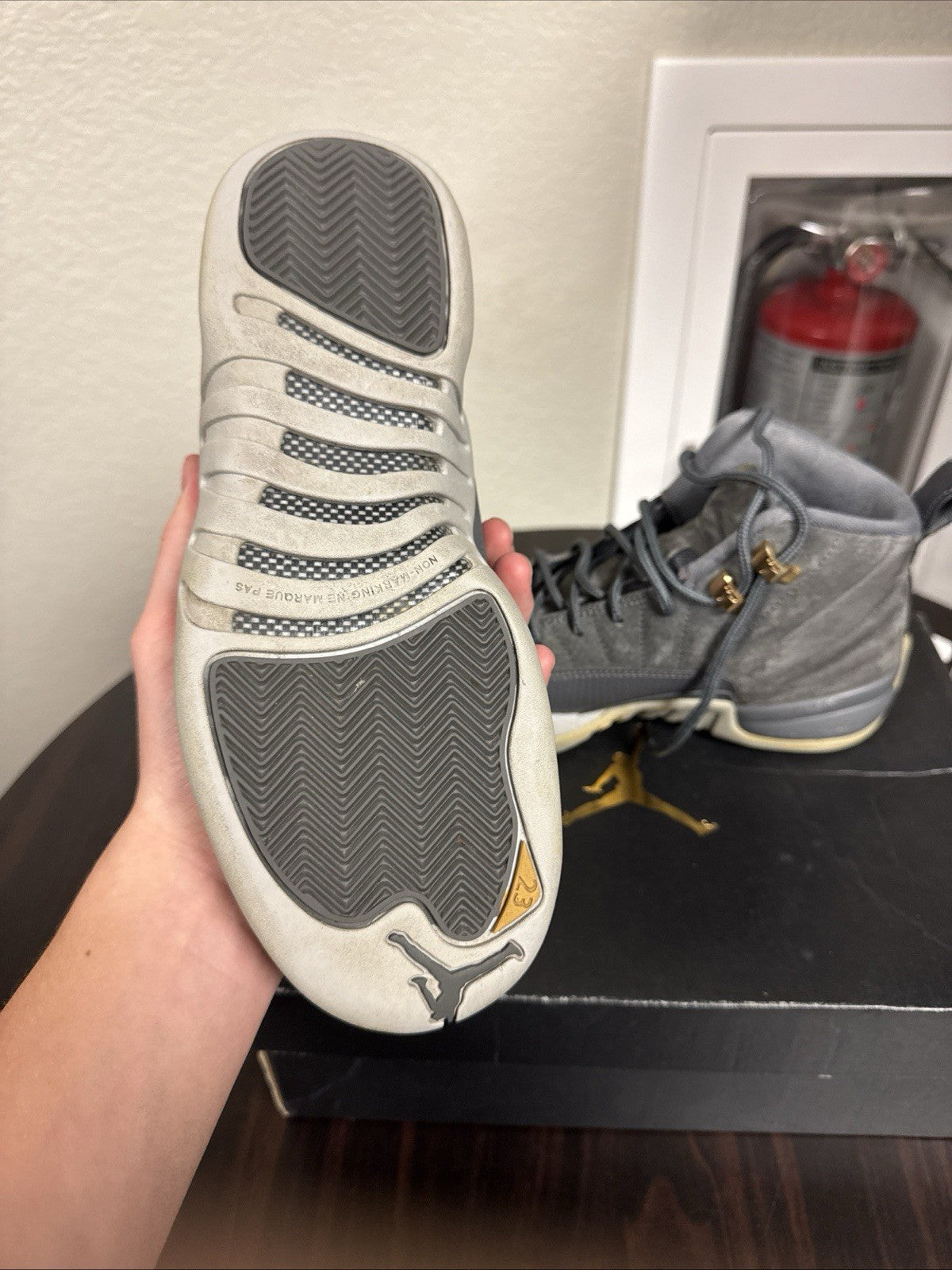 Nike Air Jordan 12 Retro Dark Grey Suede 2017 Size 6y GS