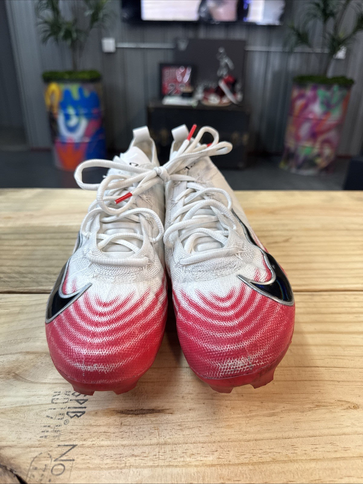 Size 8 - Nike Vapor Elite 1 Football Cleats White University Red