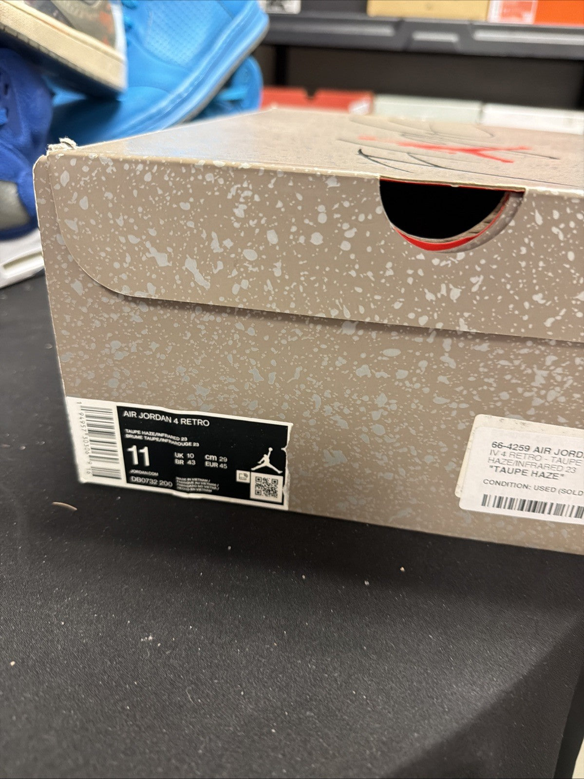 JORDAN 4 TAUPE HAZE SIZE 11