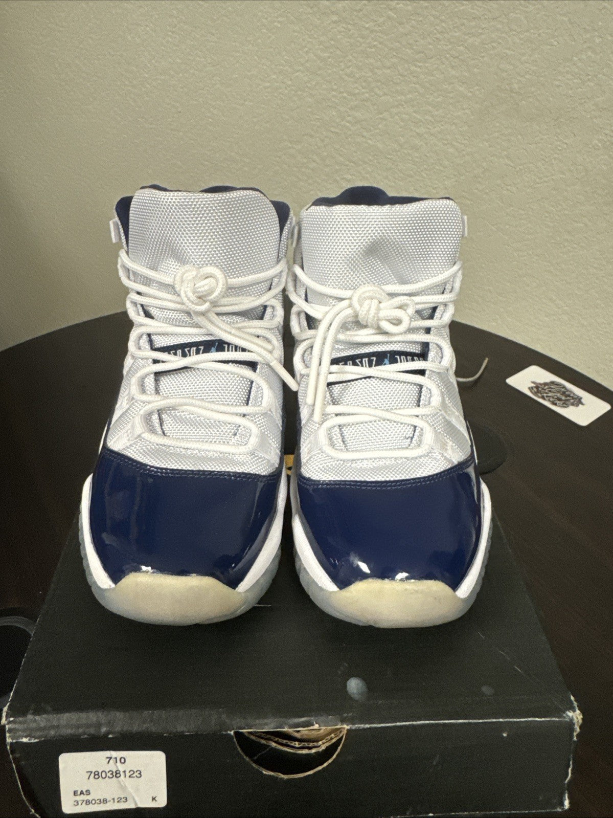 Nike Air Jordan 11 XI Retro Youth Win Like 82 White Blue Size 5Y | Worn Once
