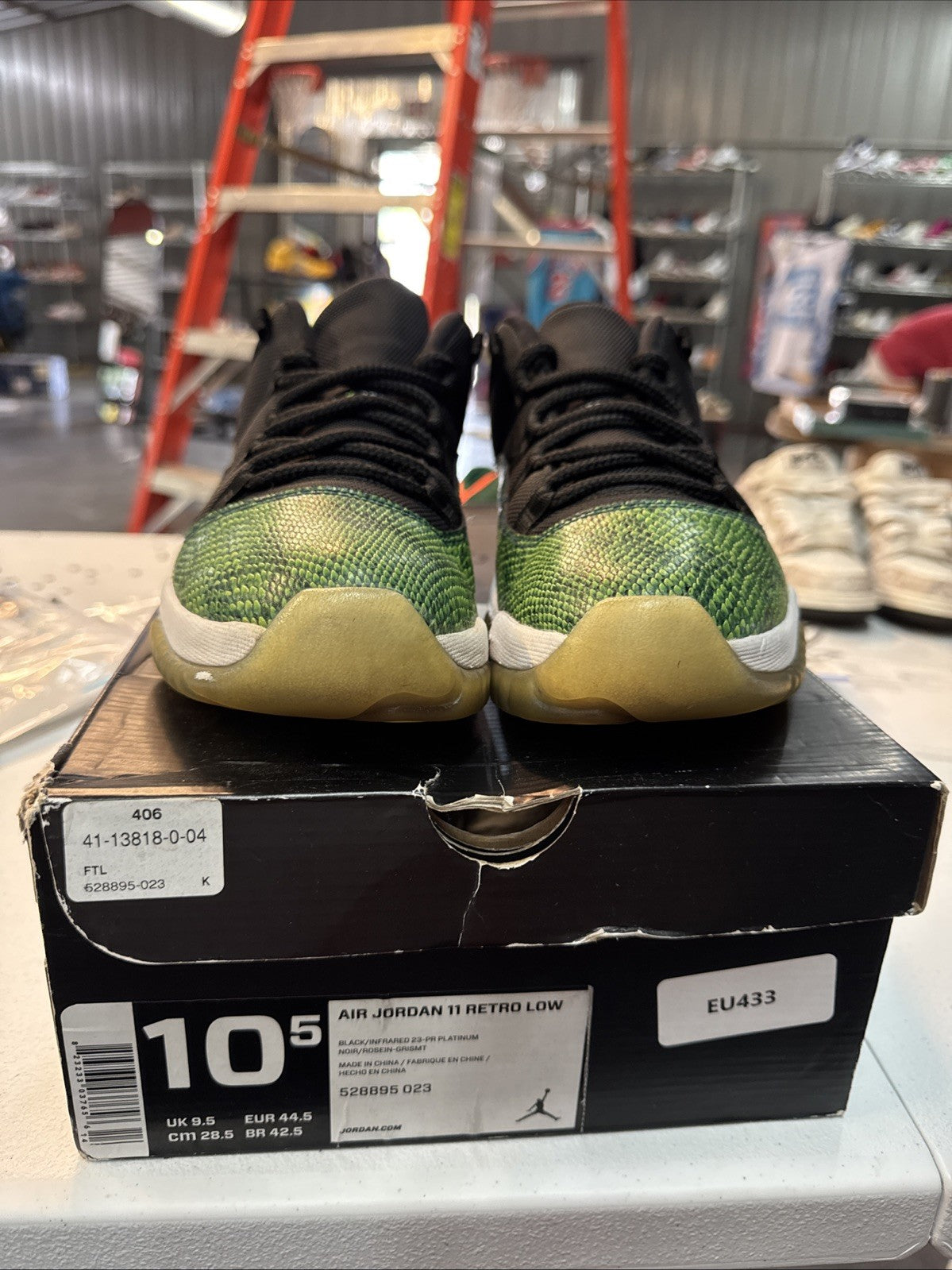 Size 10.5 - Jordan 11 Retro Low Snake 2014 | Replacement Box