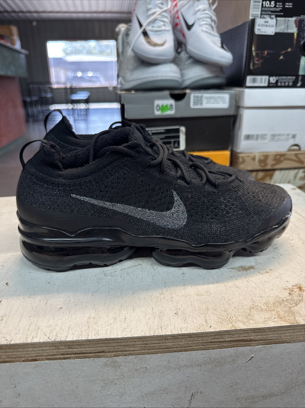 Wmns Size 10.5 - Nike Air Vapormax Flyknit Triple Black | Replacement Box