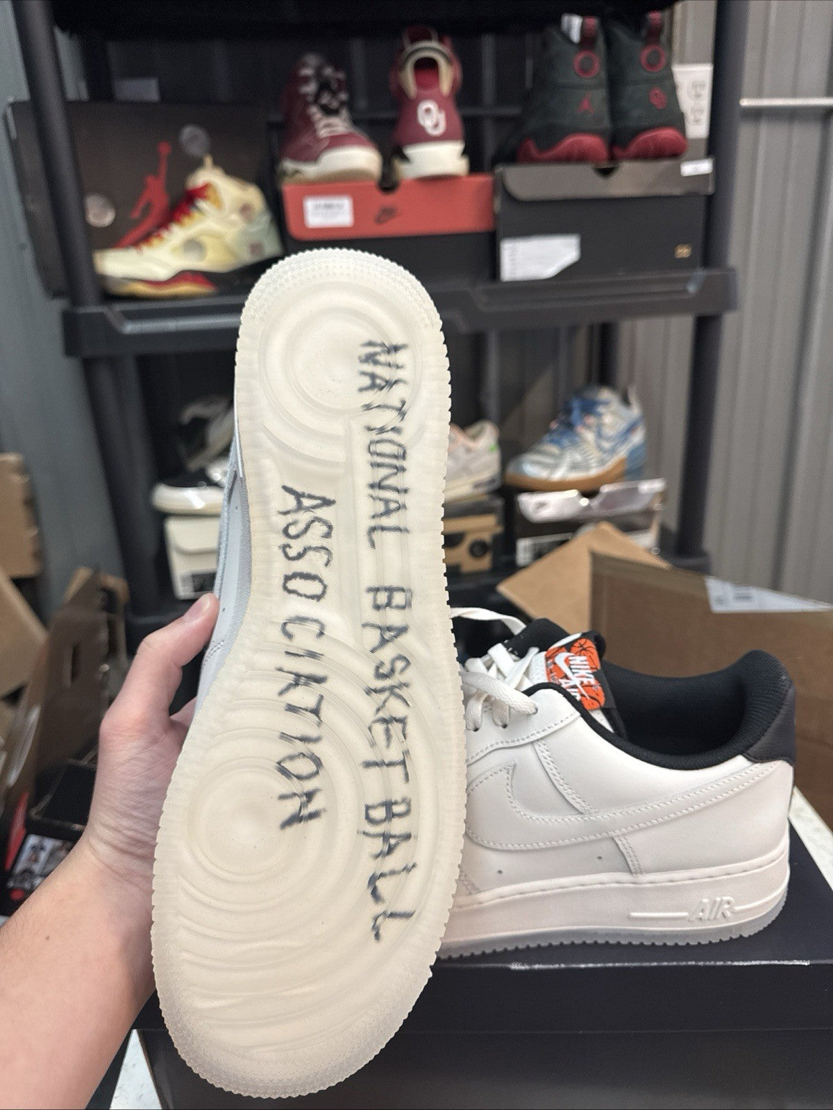 Size 12 - Chaussures lifestyle hommes Nike Air Force 1 07
